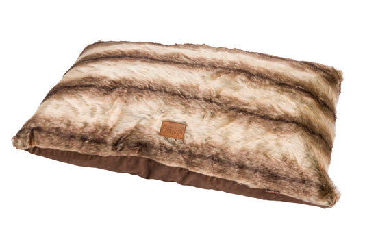 Arctic Fur Cushion Bed
